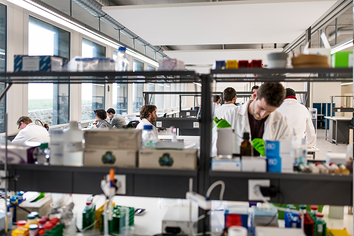 Biopôle shared and private laboratories